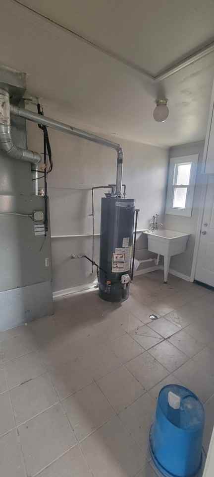 235 Indianwood Blvd - Photo 5 of 9