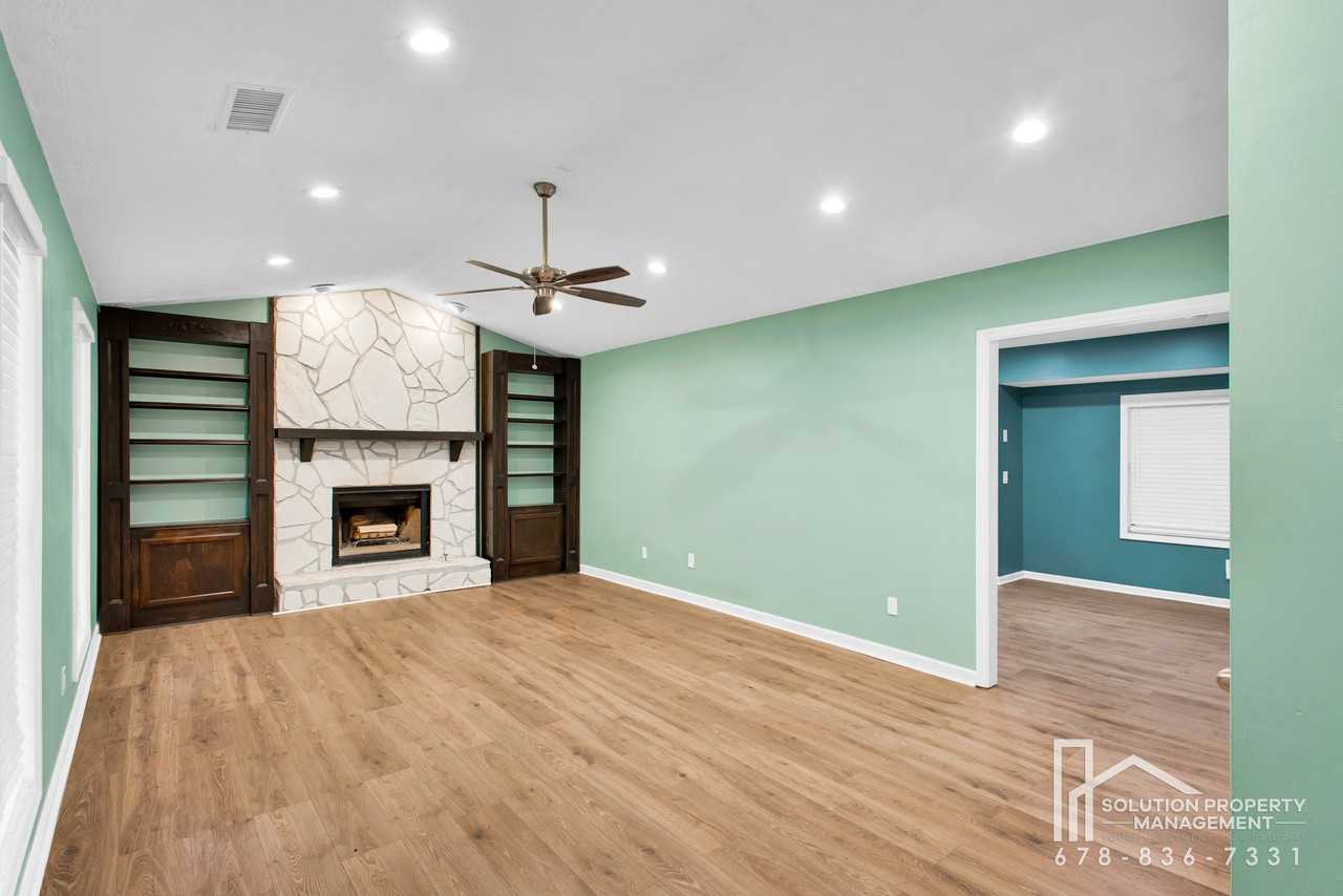 3575 Creek Mill Dr Nw #1 - Photo 3 of 21