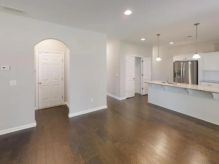 2623 Dunkirk Cir - Photo 6 of 11