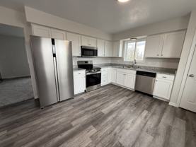 6233 43rd St Sw #1 - Photo 1 of 1