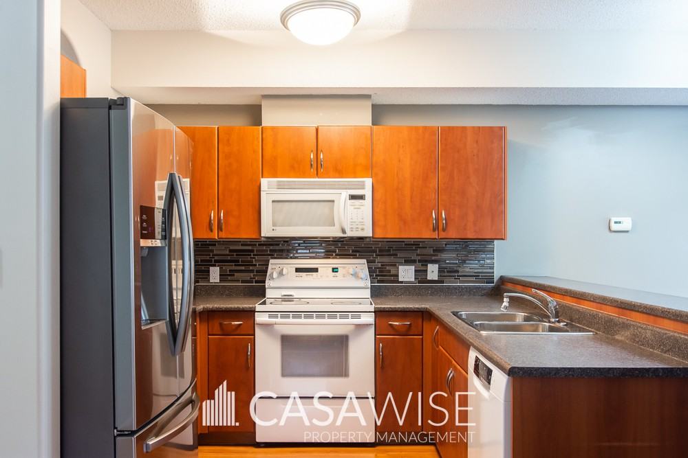 8488 University Place #304 - Photo 3 of 18