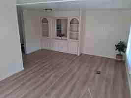 featured image of 954 Henderson Ave