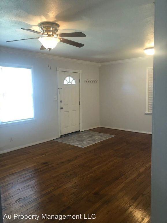 3405 Lometa Dr #1 - Photo 4 of 18