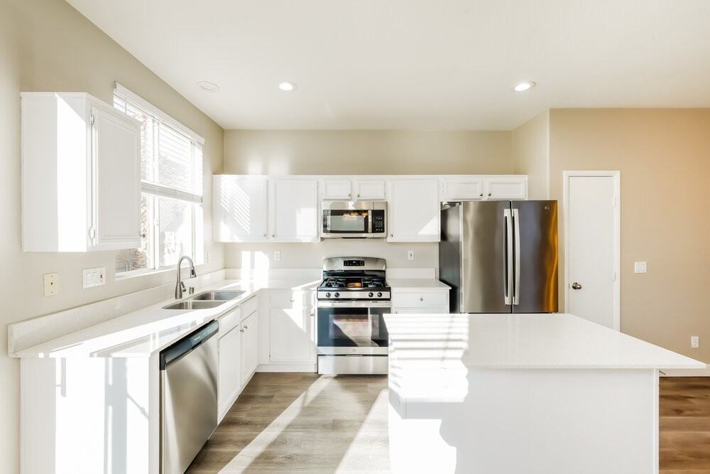 1931 Giant Pine Ave - Photo 7 of 16