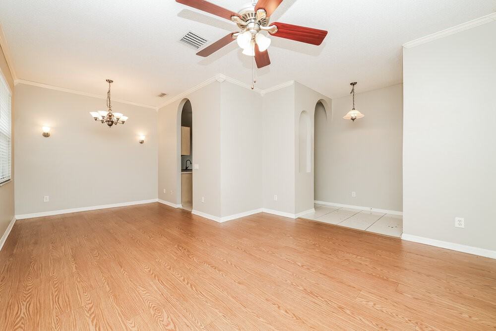 1231 Loretto Cir - Photo 3 of 16