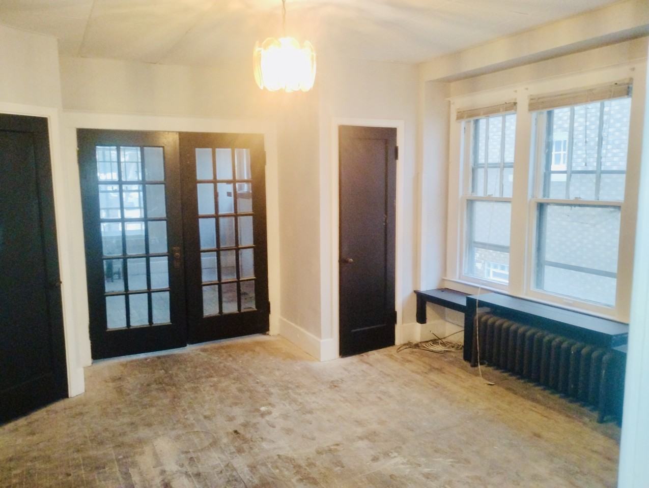 816 Algonquin St #1 - Photo 5 of 9