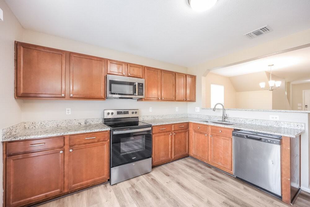 16102 Caballo Run - Photo 7 of 17