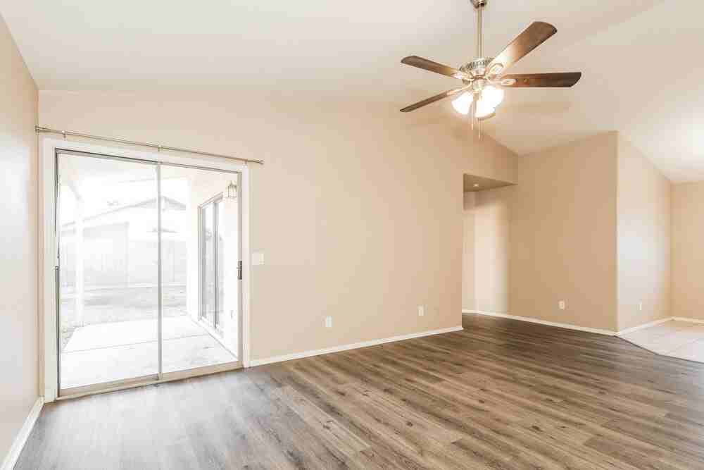 12561 W Desert Flower Rd - Photo 3 of 16