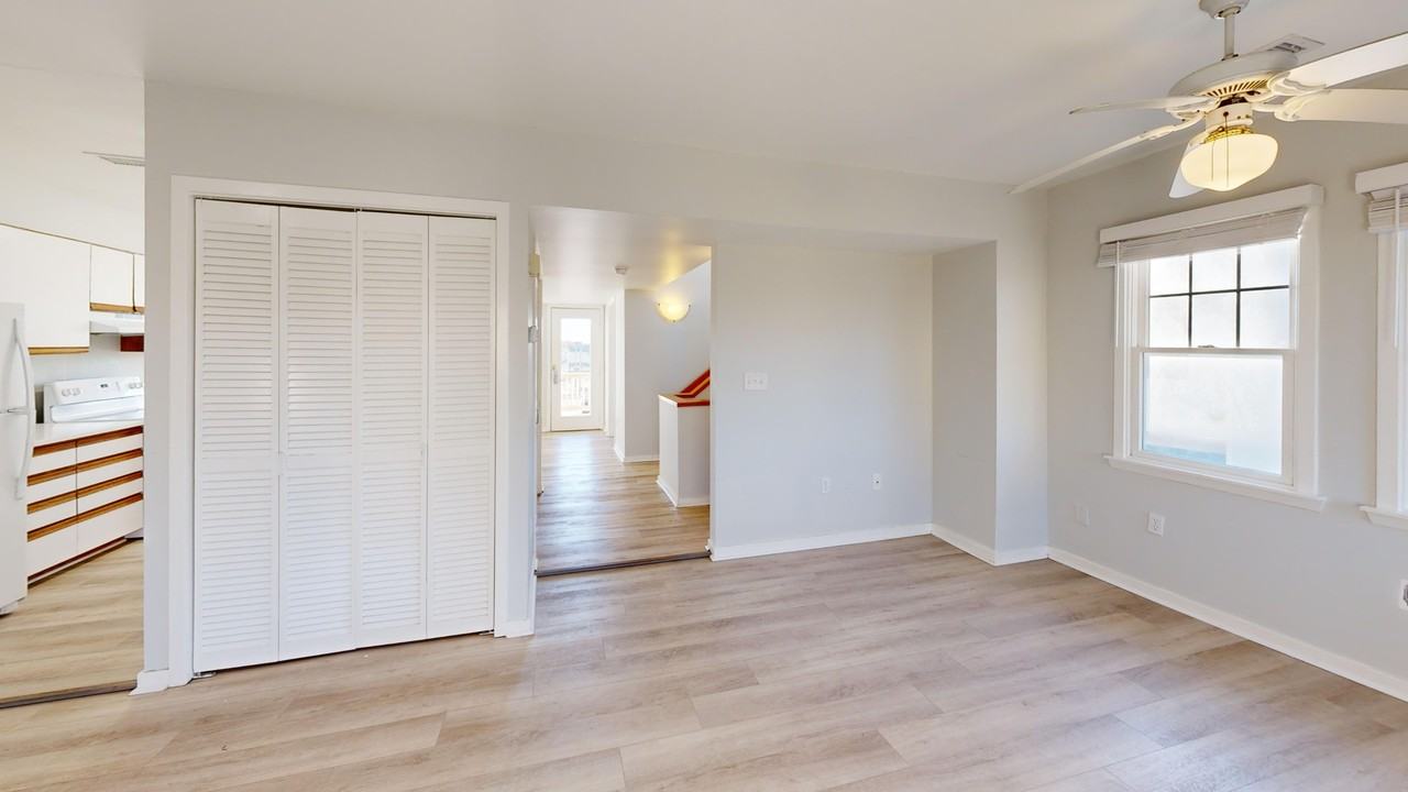 46018 Cape Hatteras Ln - Photo 3 of 6