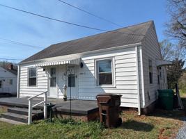 featured image of 2918-A & B ARCHDALE RD