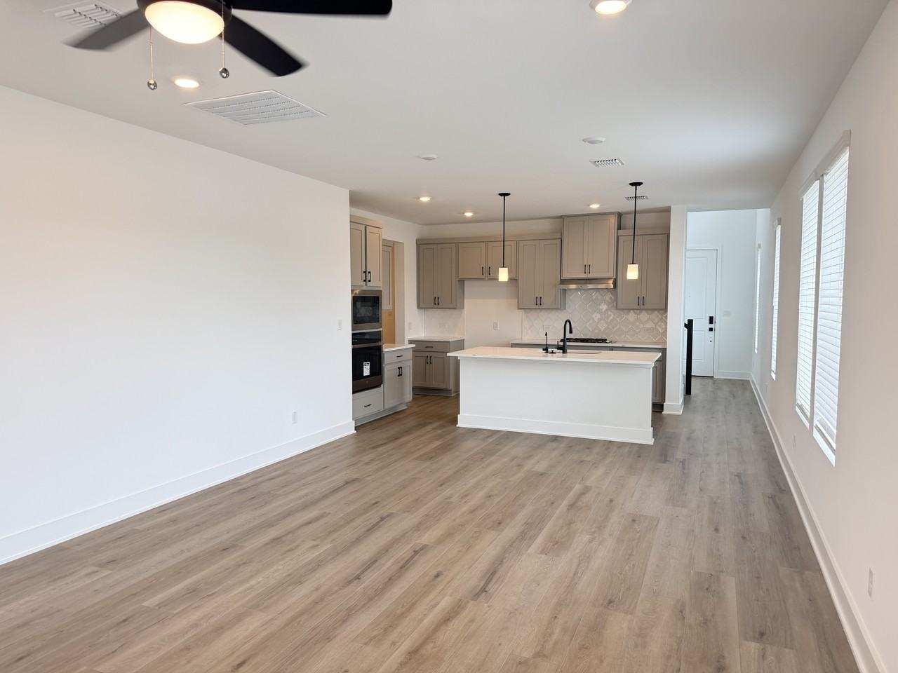 405 Bauer Loop #1 - Photo 4 of 14