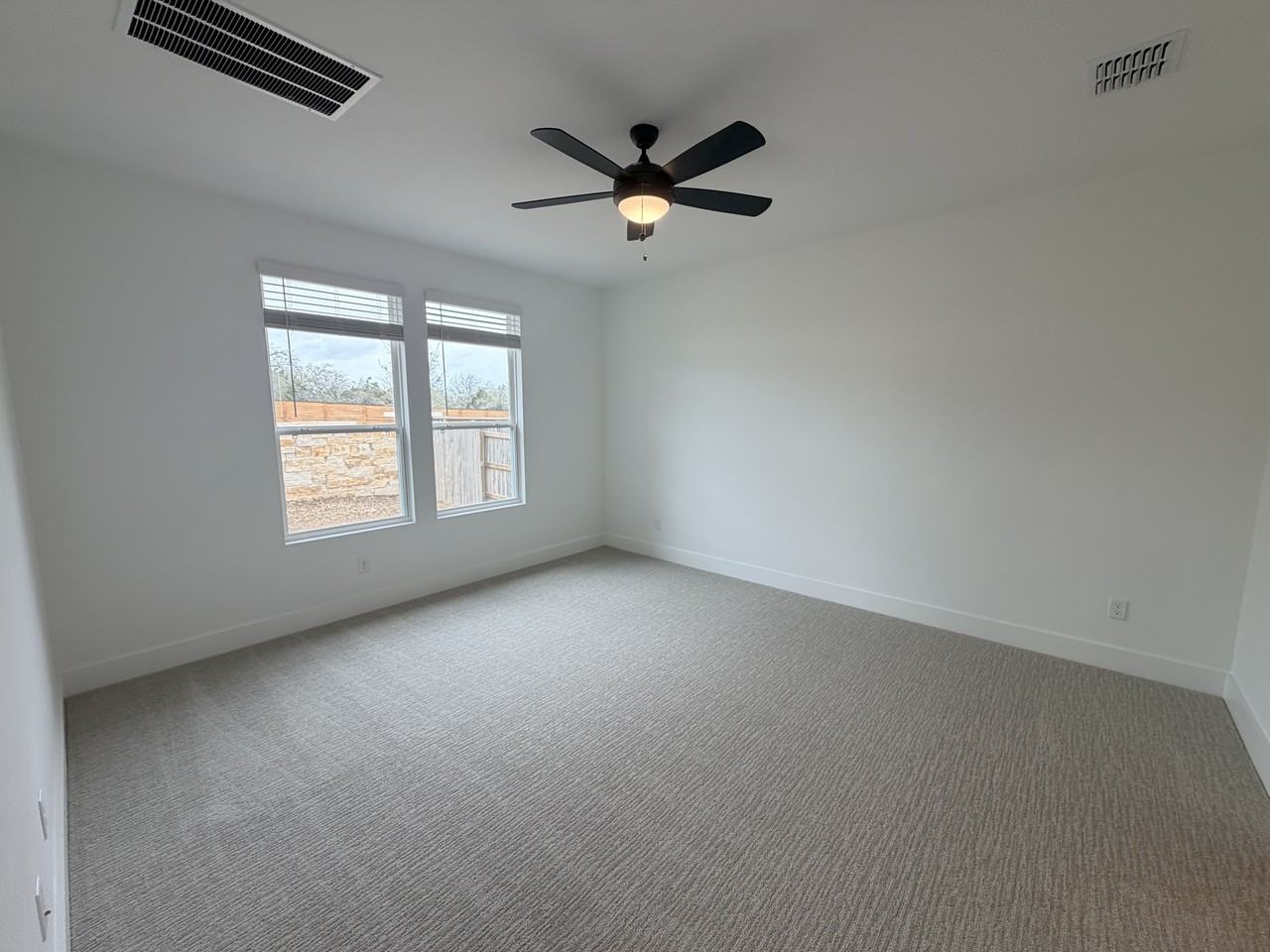 405 Bauer Loop #1 - Photo 6 of 14