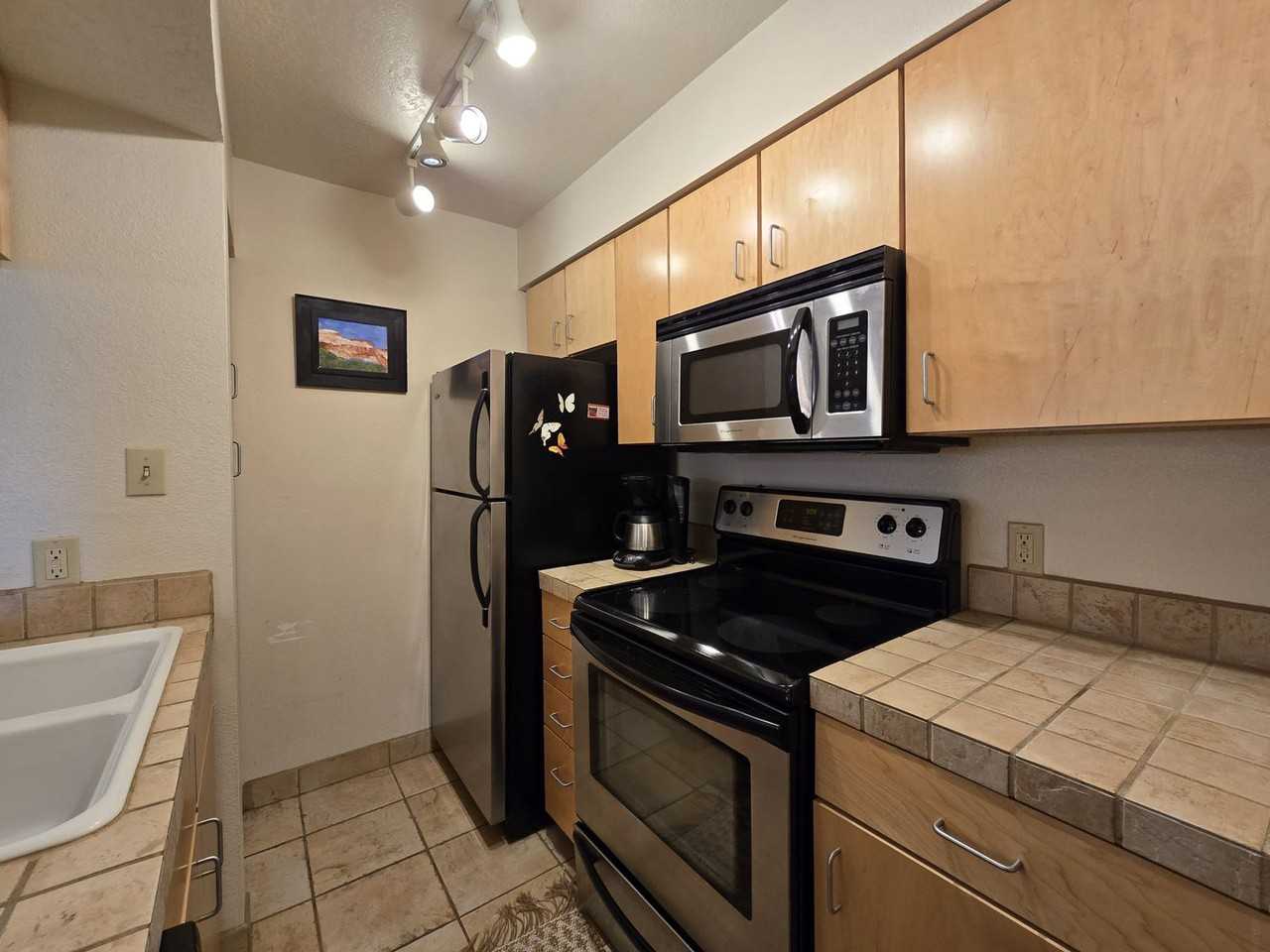 941 Calle Mejia - Photo 7 of 17