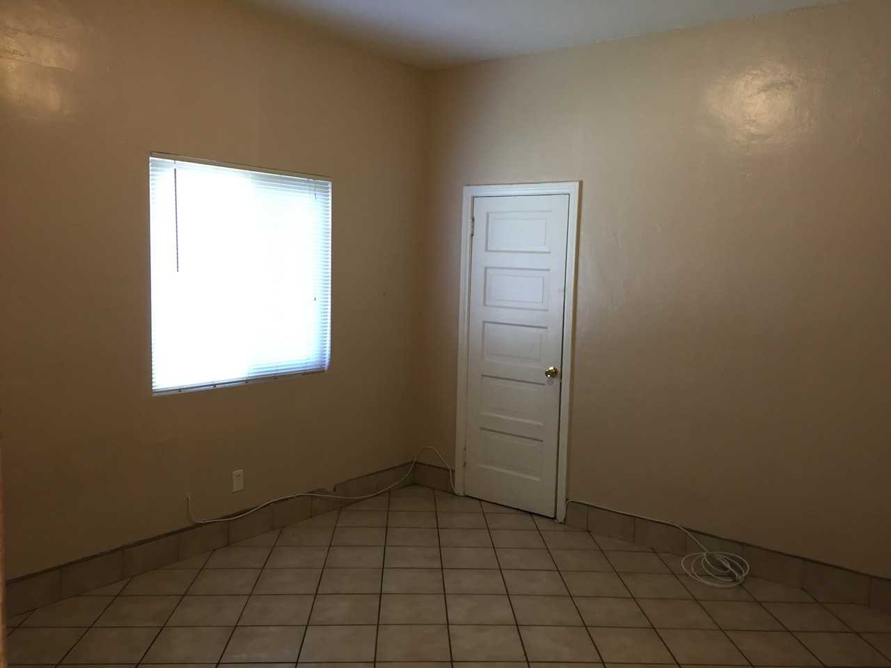 8605 Cypress Ave #3 - Photo 7 of 13