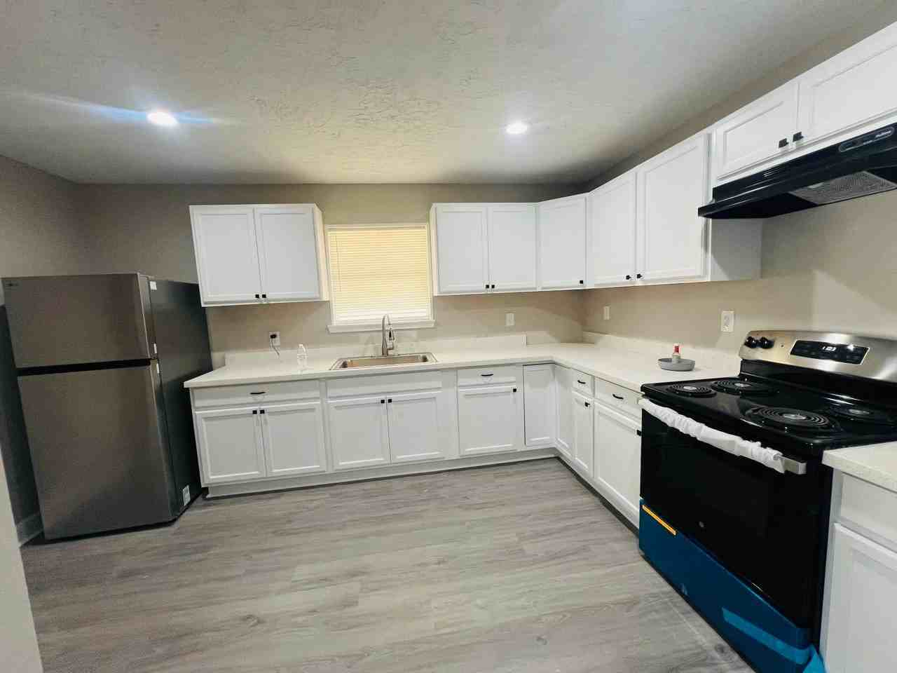 12210 Riva Ridge Ln #1 - Photo 3 of 34