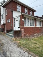 featured image of 737 Lake Dr #1