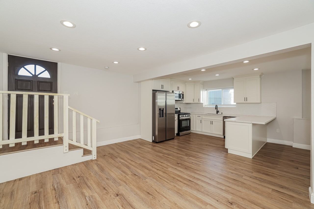 1333 87th Ave #1333 - Photo 4 of 16