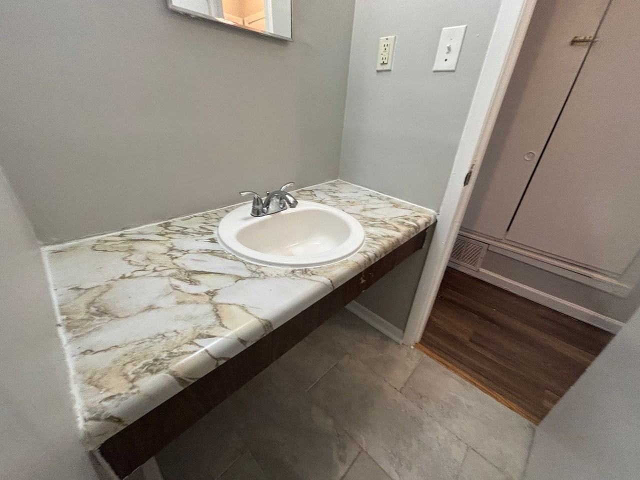 1423 Todds Creek Cv - Photo 6 of 13