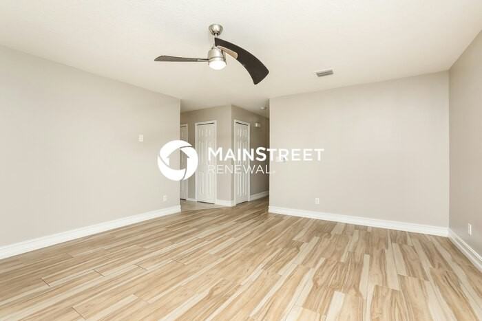 376 Chinaberry Ave - Photo 3 of 16