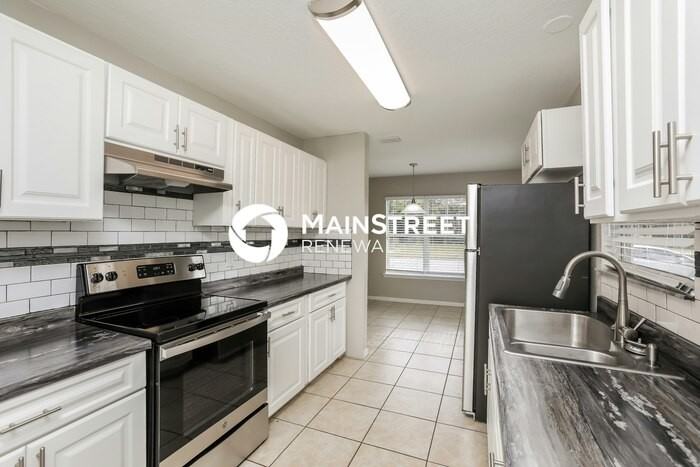 376 Chinaberry Ave - Photo 6 of 16