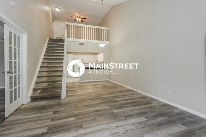 4120 Palm Bay Cir - Photo 5 of 18