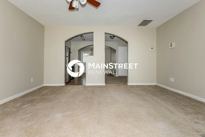 137 Glynn Addy Dr - Photo 4 of 16