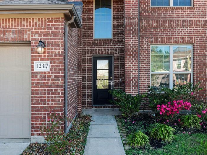 12317 Delta Timber Rd - Photo 4 of 29