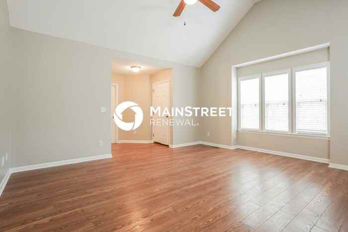 249 Linville Ln - Photo 4 of 16