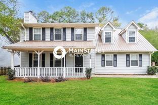 329 Lakeshore Dr - Photo 1 of 1