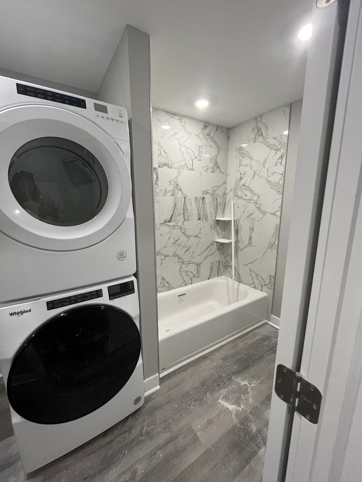 W 5th St #1 - Photo 7 of 13