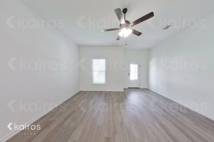106 Teddy Ln - Photo 2 of 17