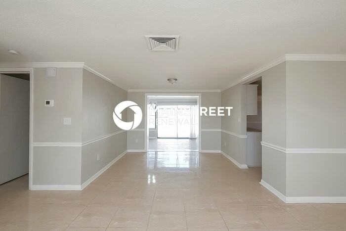 7205 Moravian Dr - Photo 4 of 16