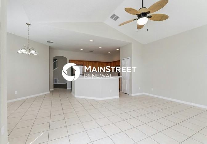 820 Corvina Dr - Photo 3 of 17