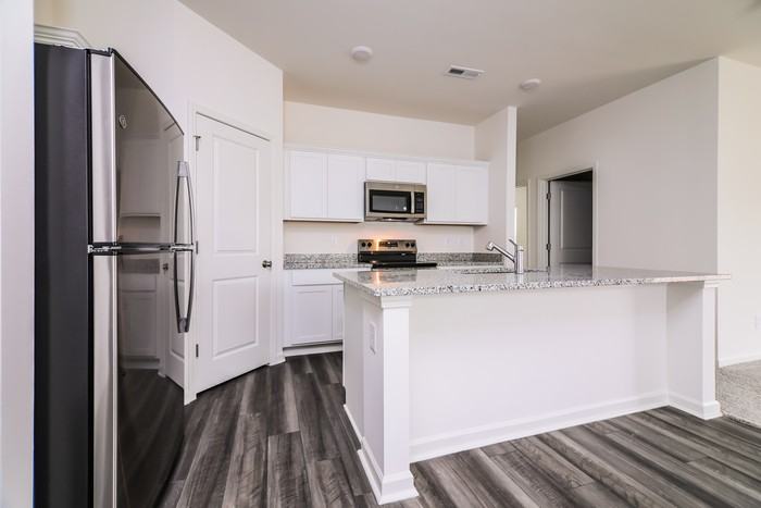 2924 Winding Ridge Dr W - Photo 5 of 16