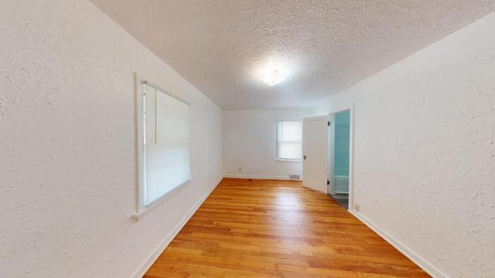 604 E Avenue F #1 - Photo 6 of 18