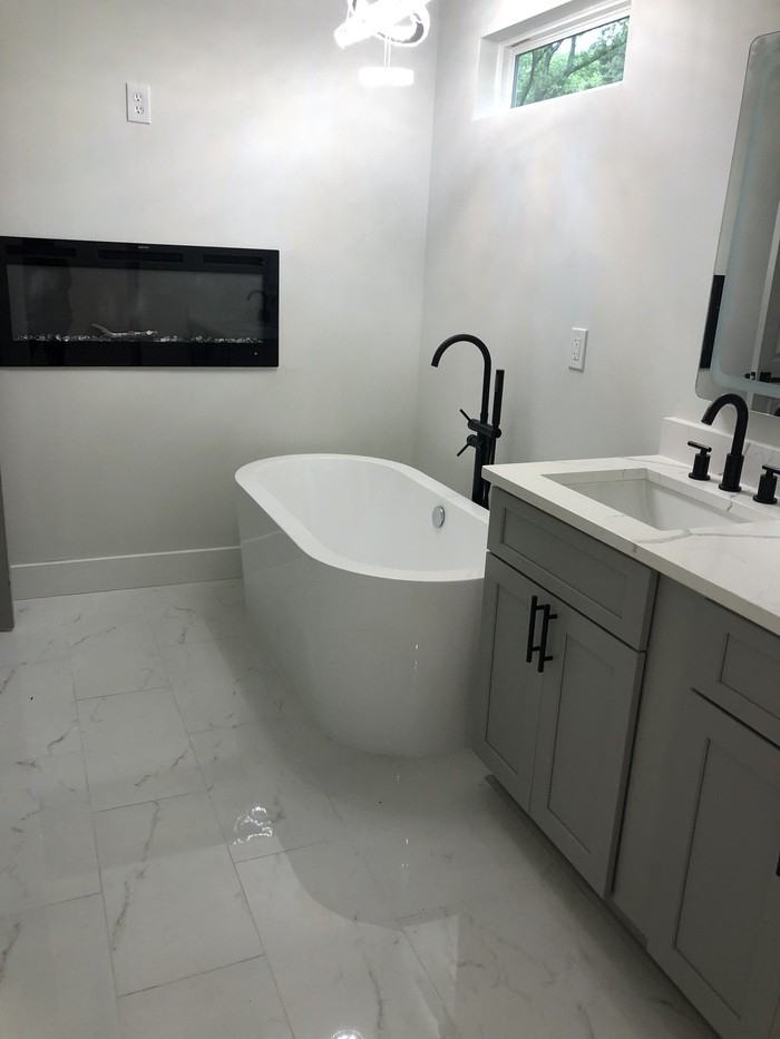 1096 Ferndale St - Photo 6 of 13