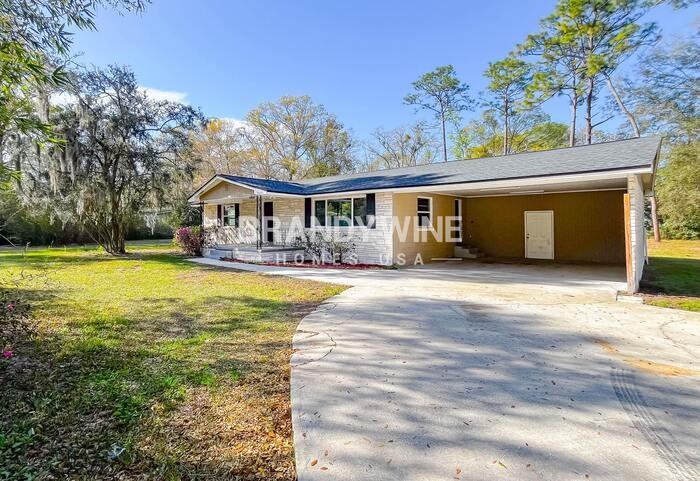 1001 Fields Rd - Photo 2 of 25