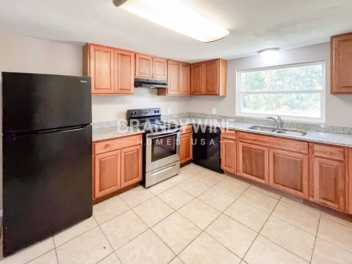 1001 Fields Rd - Photo 7 of 25