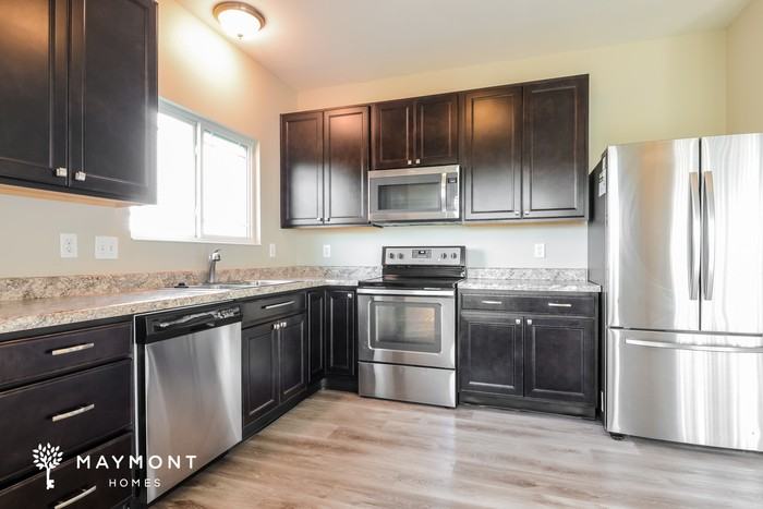 2452 Cabin Hill Rd - Photo 4 of 13