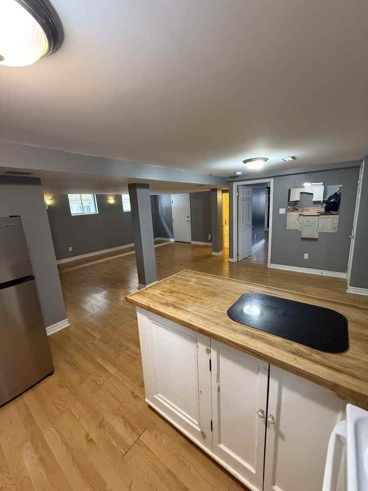 894 Watson St #A - Photo 4 of 12