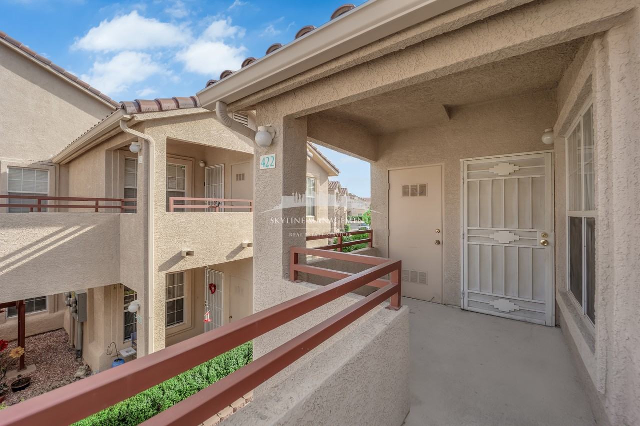 520 Arrowhead Trl #422 - Photo 4 of 29