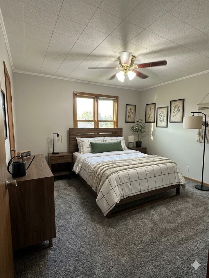 211 Minnesota St W #2 - Photo 5 of 32