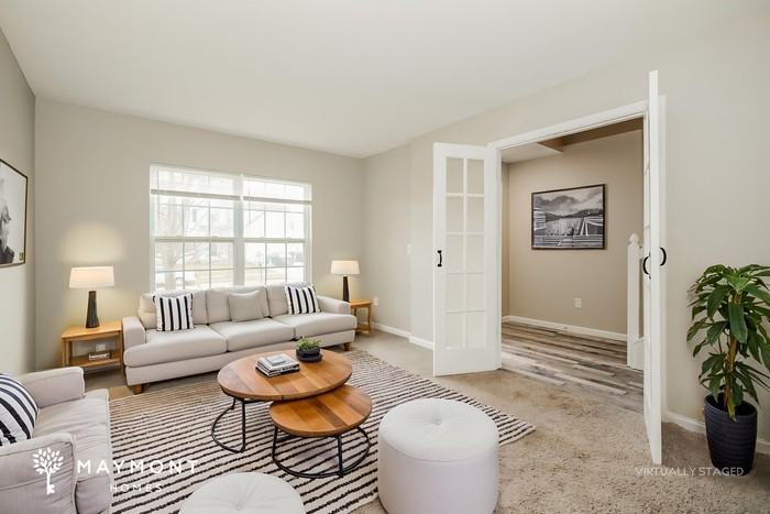 604 Herrogate Sq - Photo 7 of 17