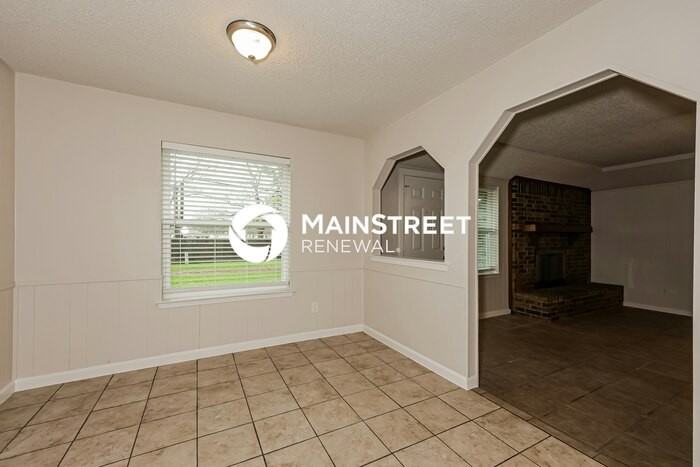 2025 Schumac Ln - Photo 6 of 18