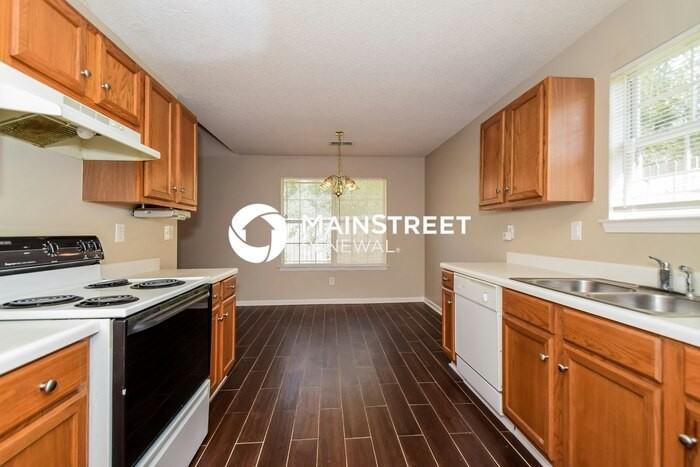 4235 Candle Brook Ln - Photo 6 of 16