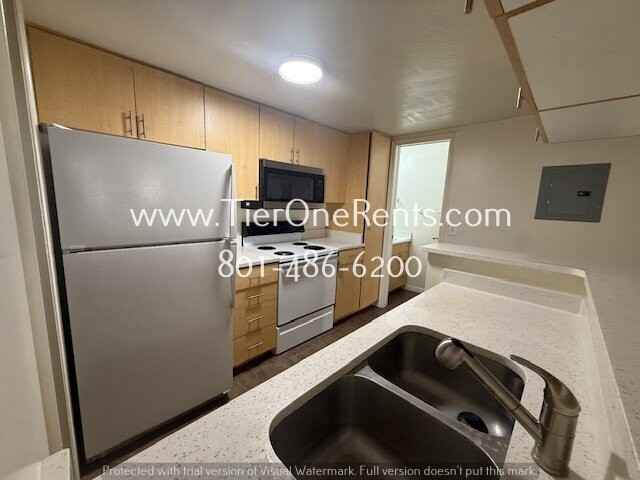 5342 S 3600 W #11 - Photo 7 of 14