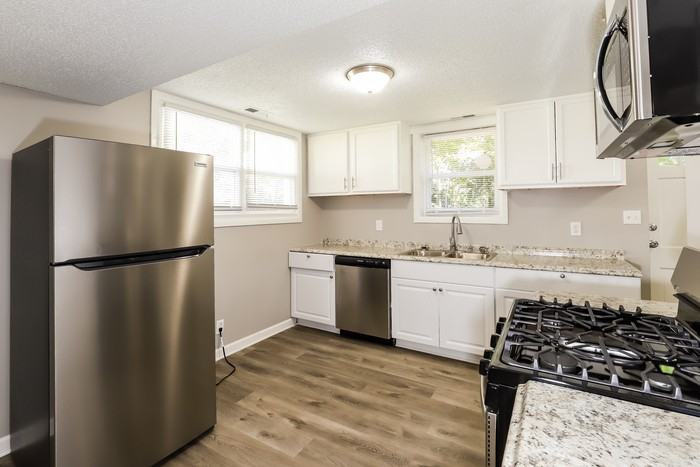 1409 N Ponca Dr - Photo 7 of 12