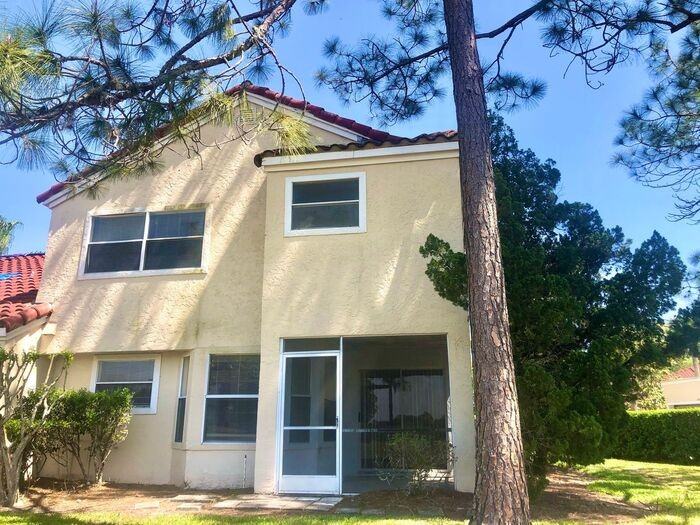 2642 Albion Ave - Photo 3 of 50