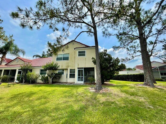 2642 Albion Ave - Photo 5 of 50