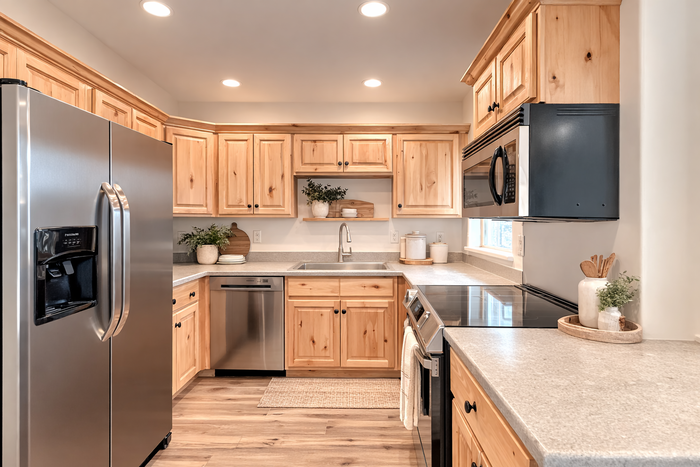 2515 W 450 S #8 - Photo 4 of 25